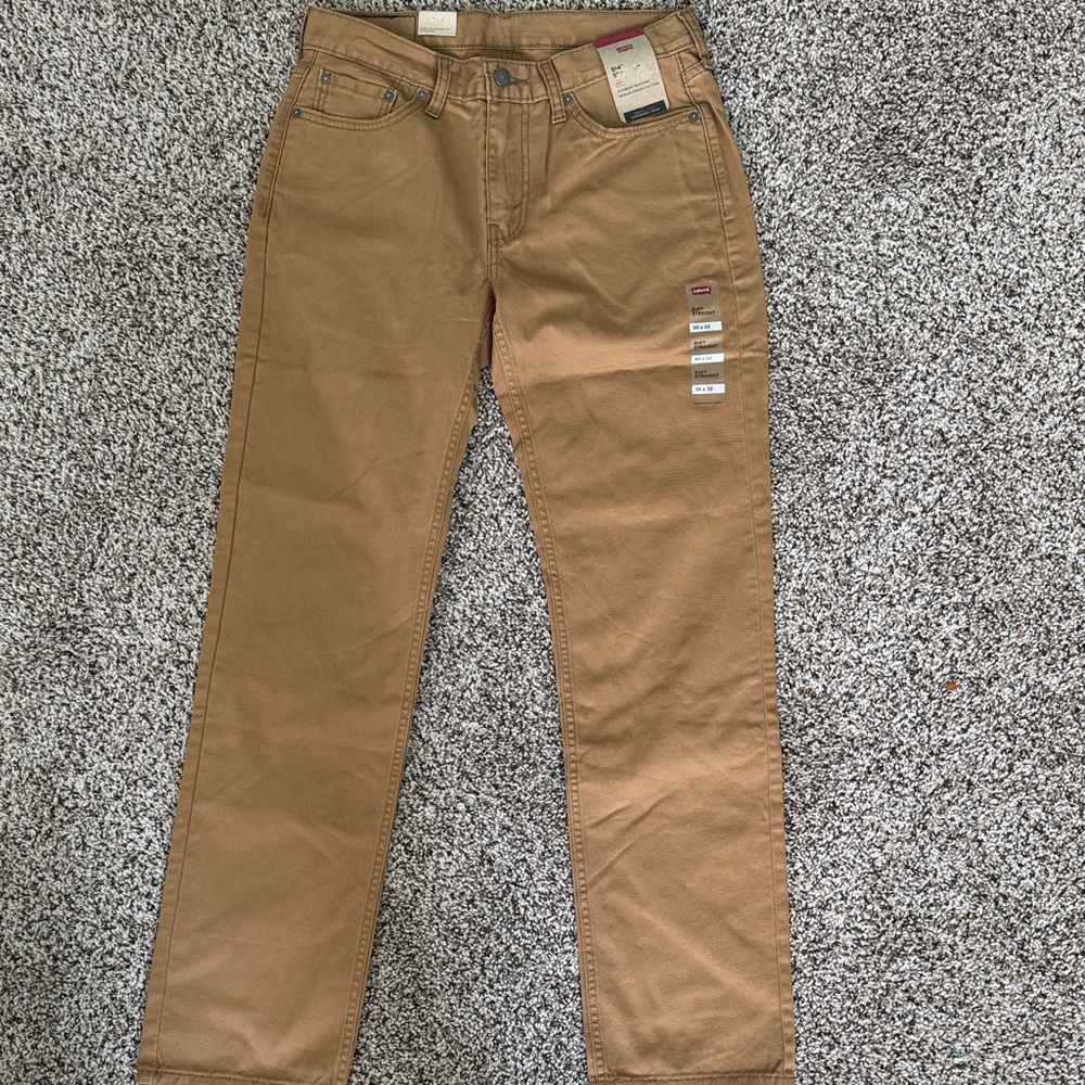 Levi's Straight Jeans in Brown, NWT, Size 30 X 32